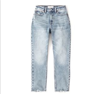 Abercrombie curve love mom jean